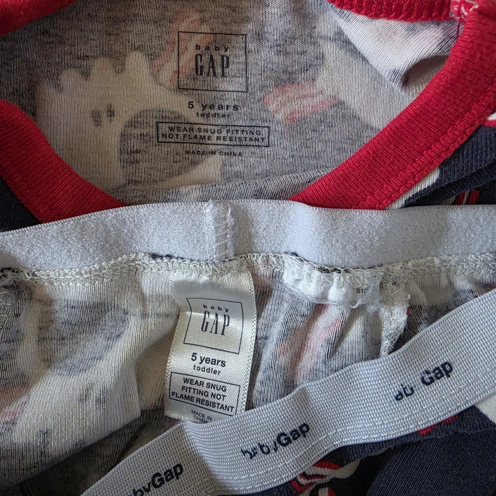 GAP Fun Egg Skull & Bacon Kids Pajama Set Size 5